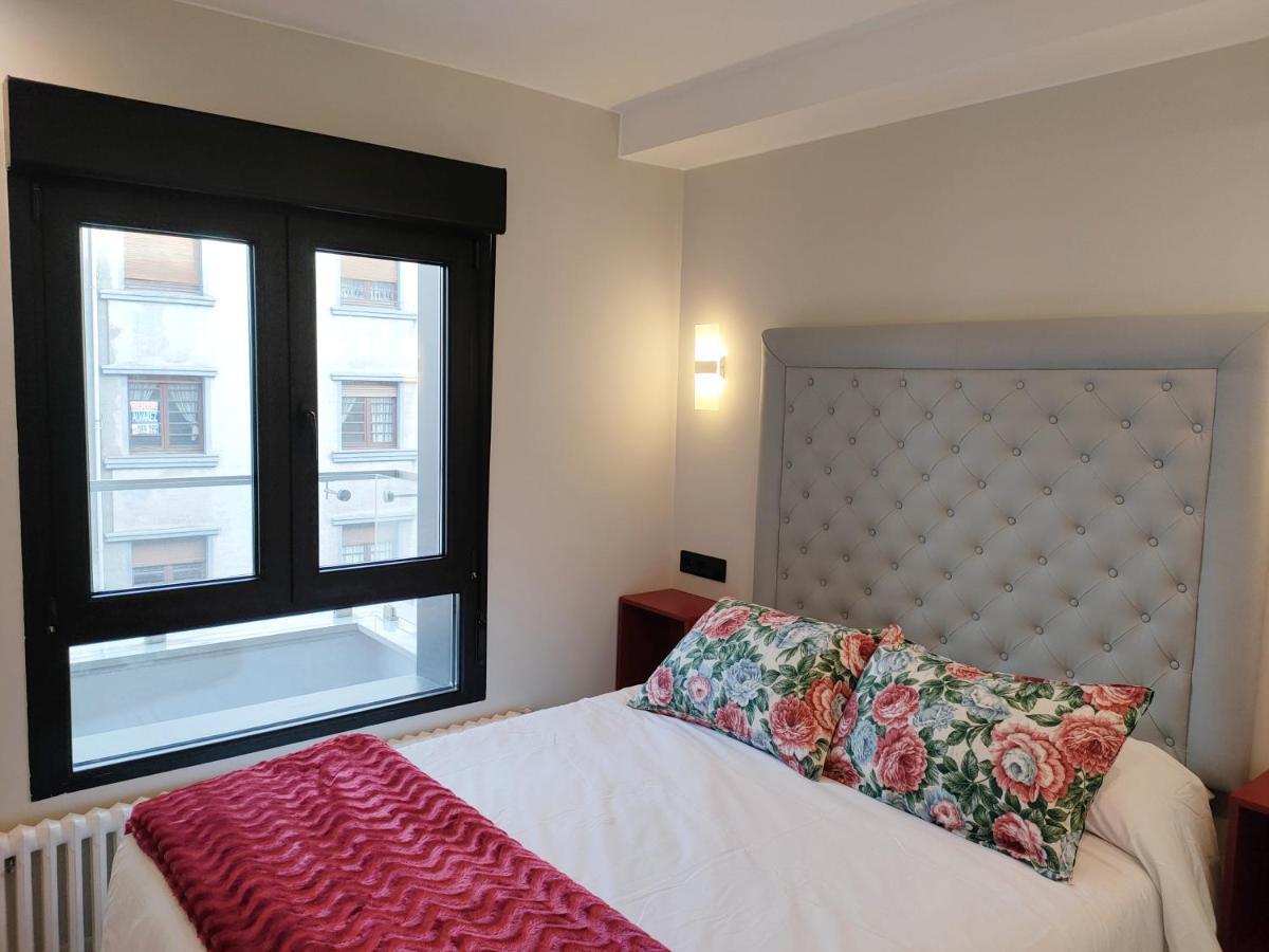 Apartamento Oviedo Centro Santa Clara Piso De Lujo Exterior foto